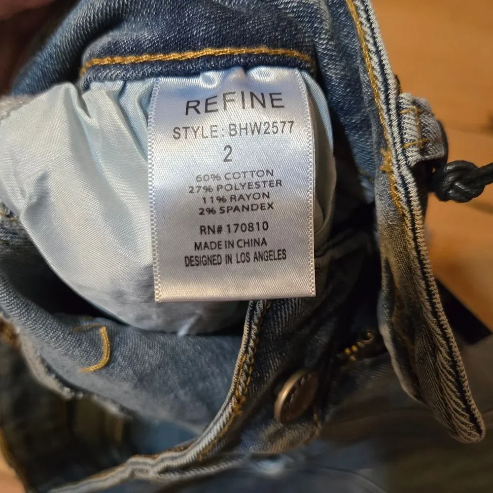 NWT - Refine Los Angeles Cuffed Wide Leg Jeans - Picture 6 of 6